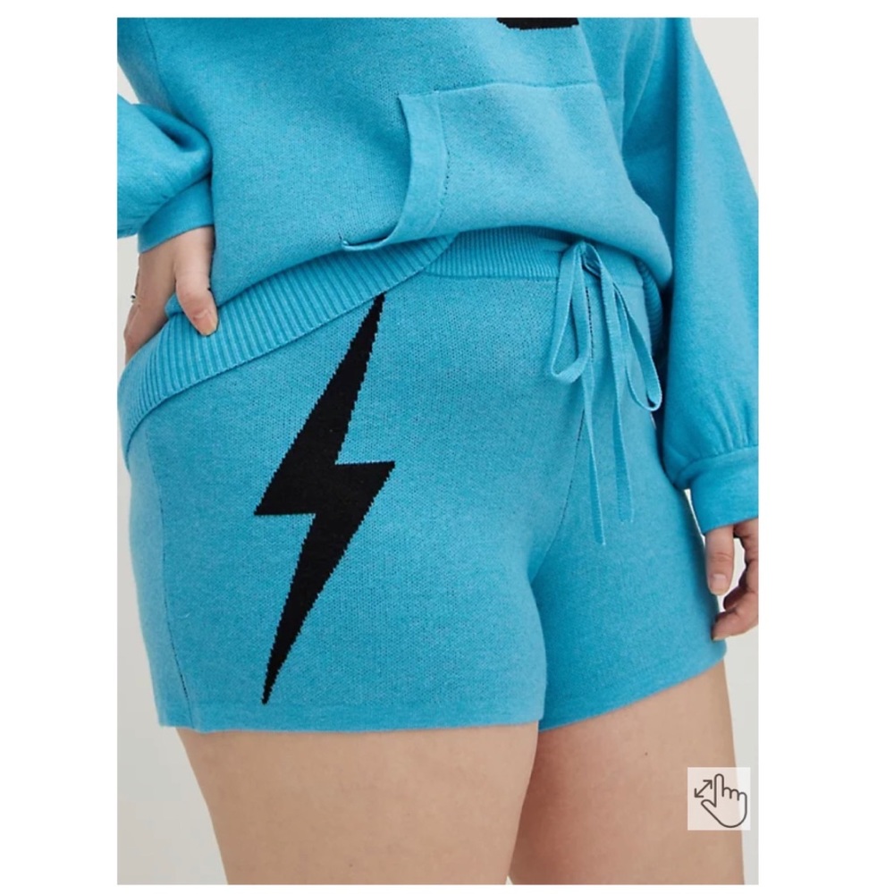 NEW Torrid 3 Sweater Short - Luxe Cozy Bolt Turquoise - Lovesick Collection